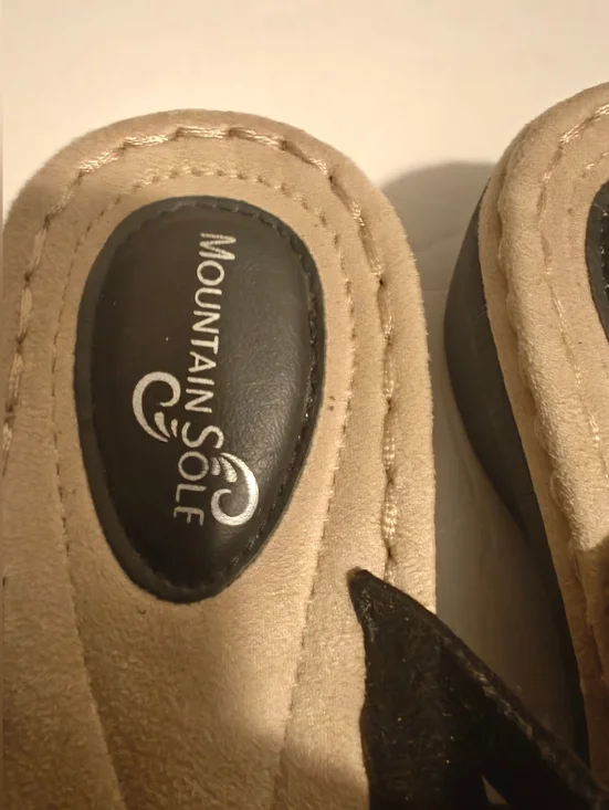 Mountain Sole Black Wedge Bling Beaded slide comfort flip flop sandal Measure 10 - Picture 4 of 11